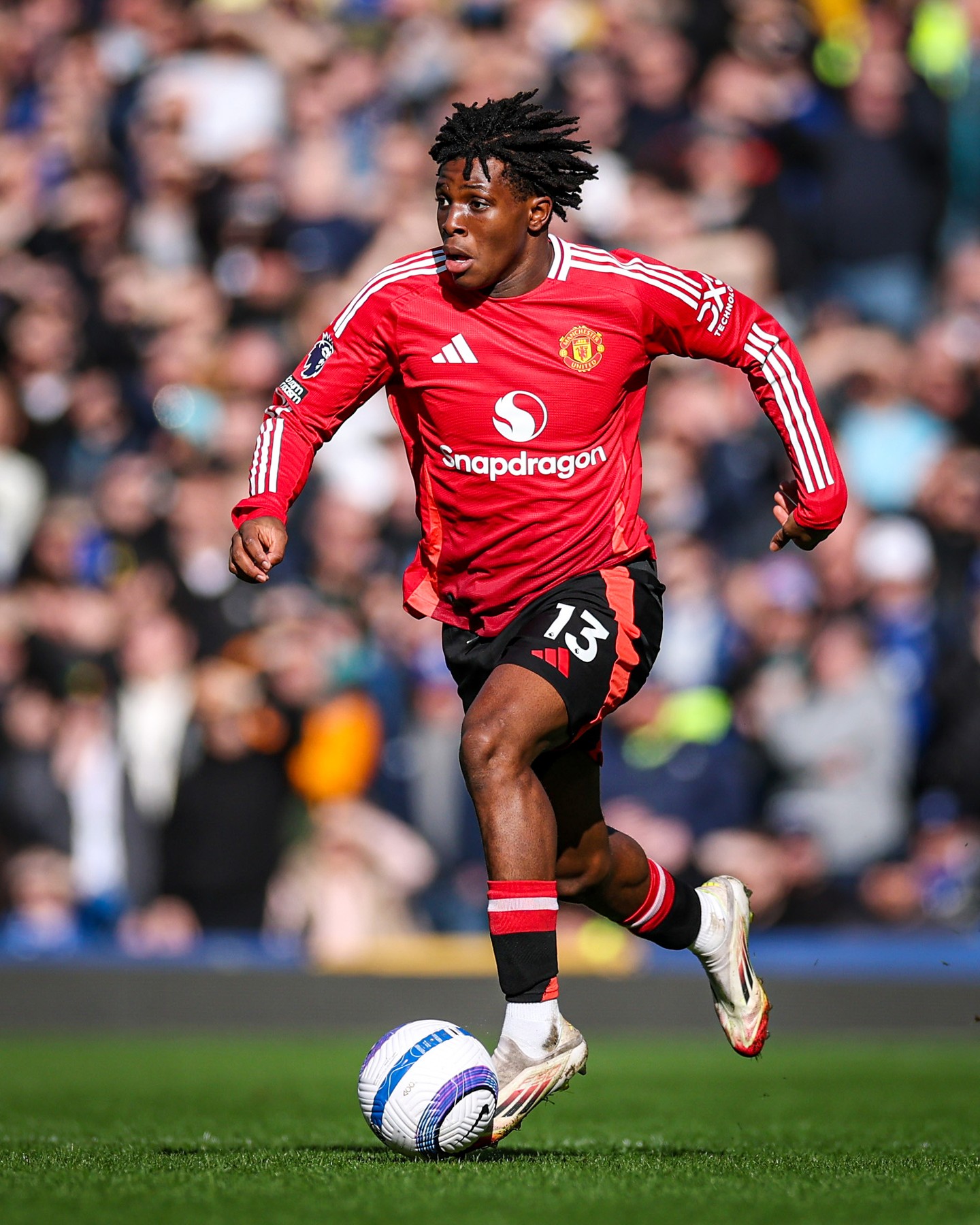 Complete football 247 Manchester United's Patrick Dorgu Sets Unwanted Record with Premier League Red Card