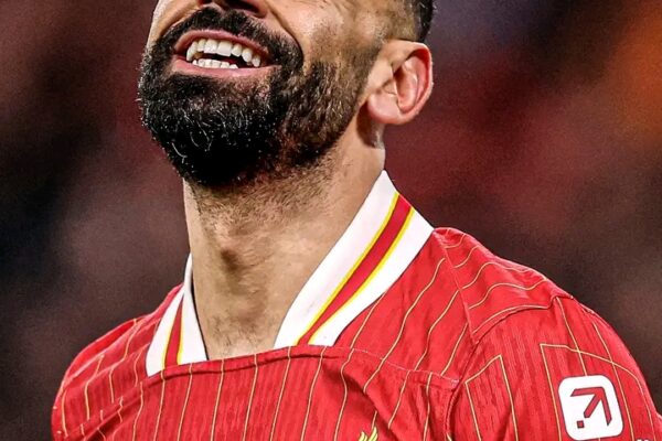 Complete Football 247 Liverpool Open Talks with Mohamed Salah Over New Contract Extension