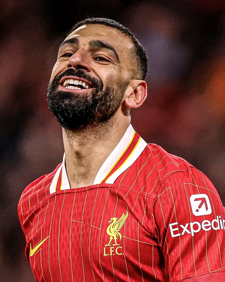 Complete Football 247 Liverpool Open Talks with Mohamed Salah Over New Contract Extension