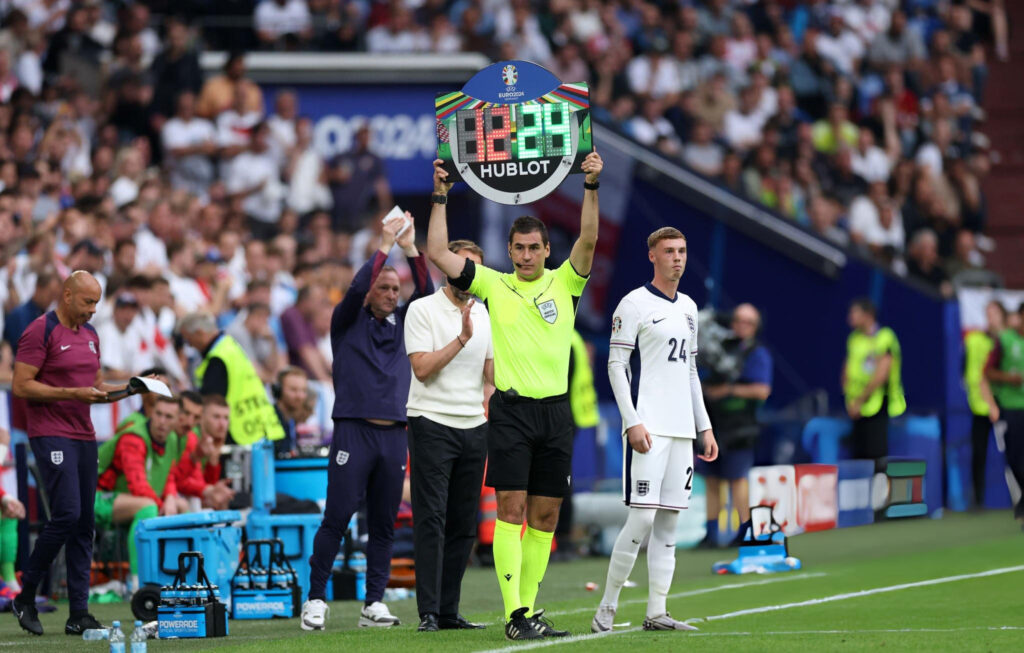 Cole Palmer getting subbed in during the 2022 world cup in Qatar 